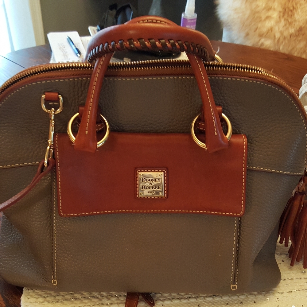 Dooney & Bourke pebble leather handbag
